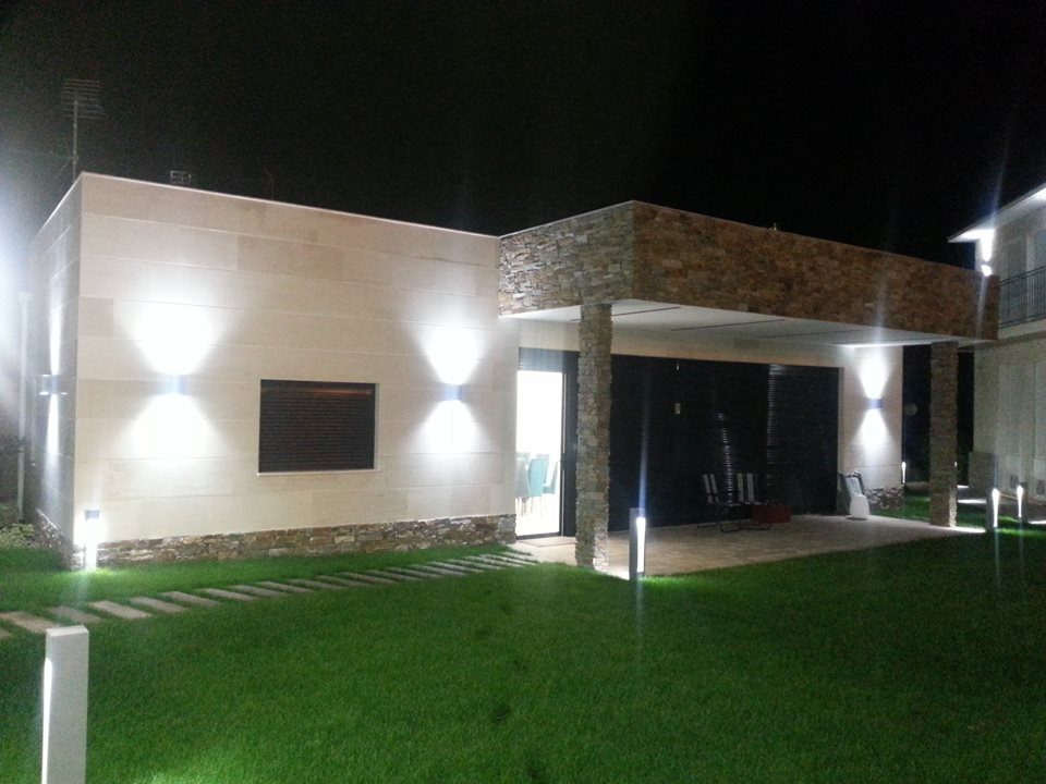 Casa de entramado ligero moderna en planta