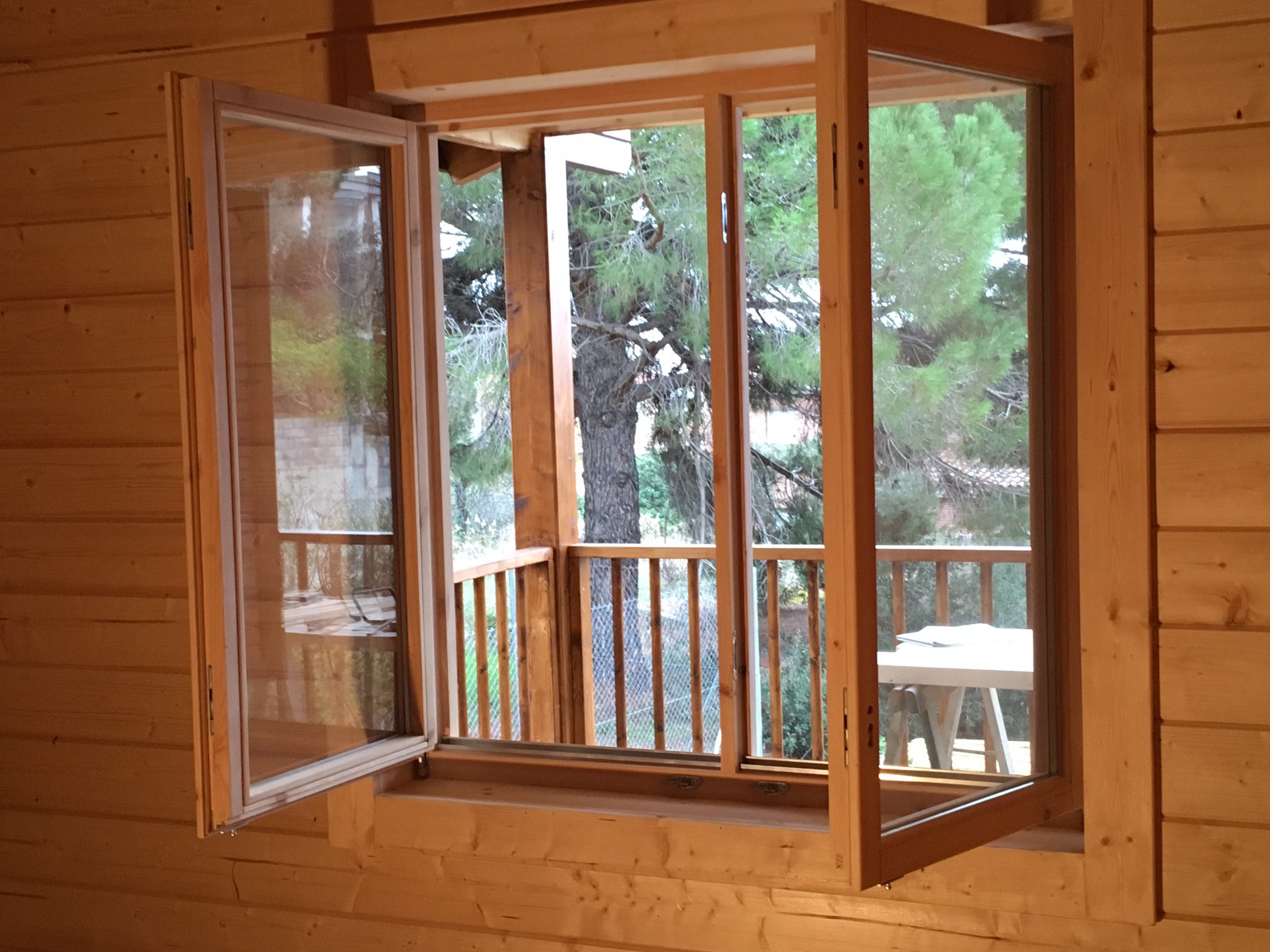 casa de madera en Castellvell latina 126 (4)