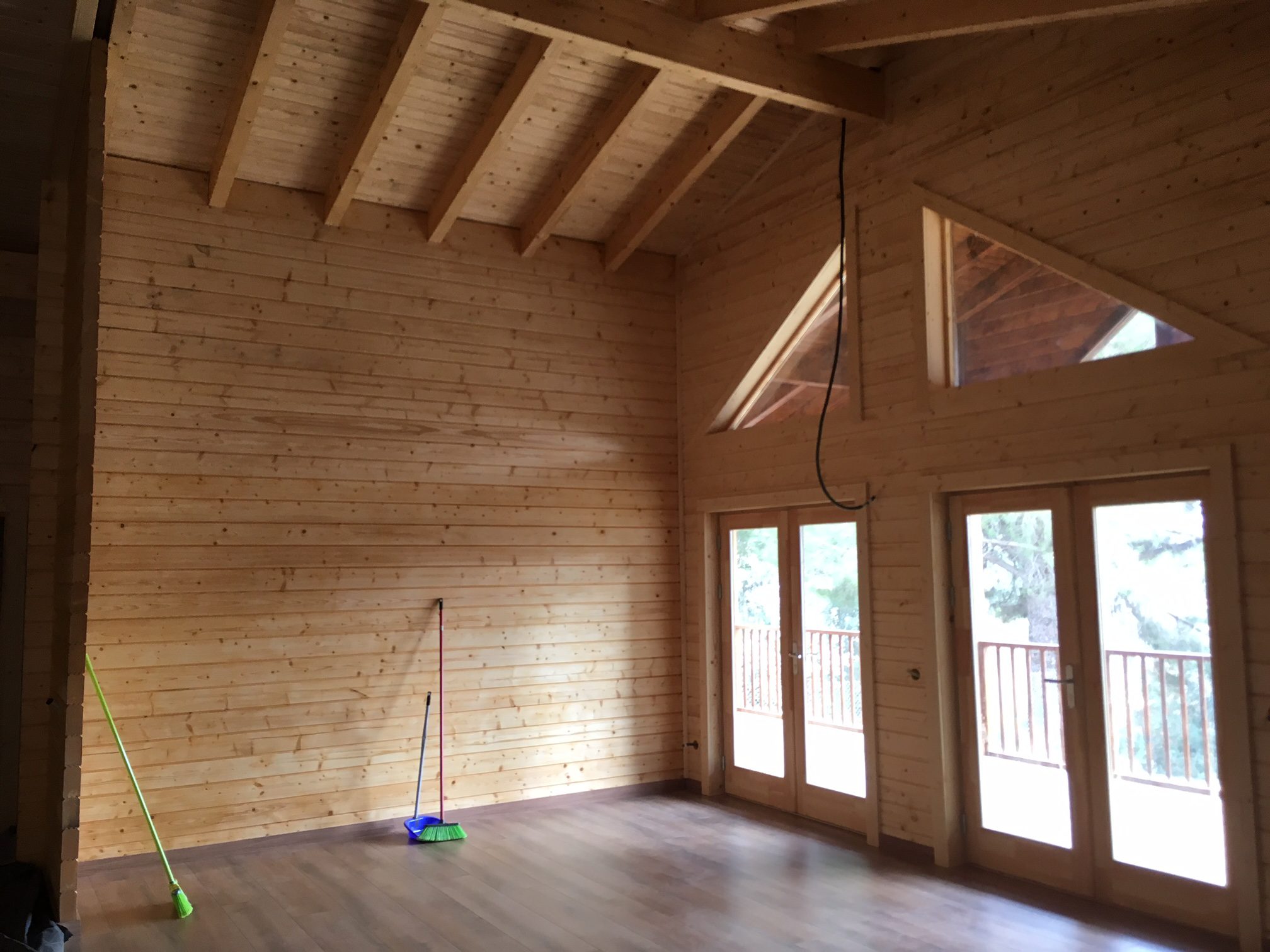 casa de madera en Castellvell latina 126 (5)