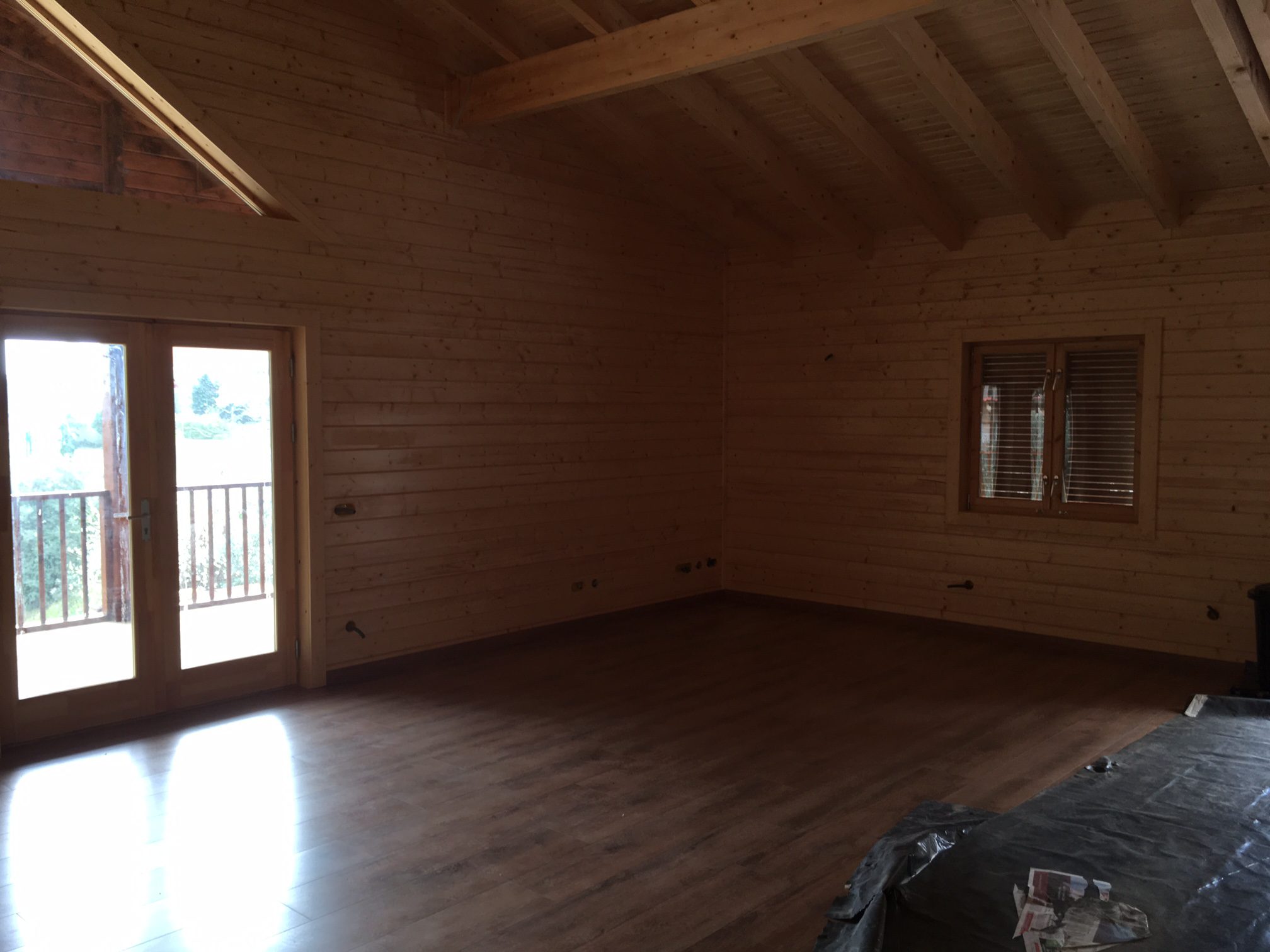 casa de madera en Castellvell latina 126 (7)