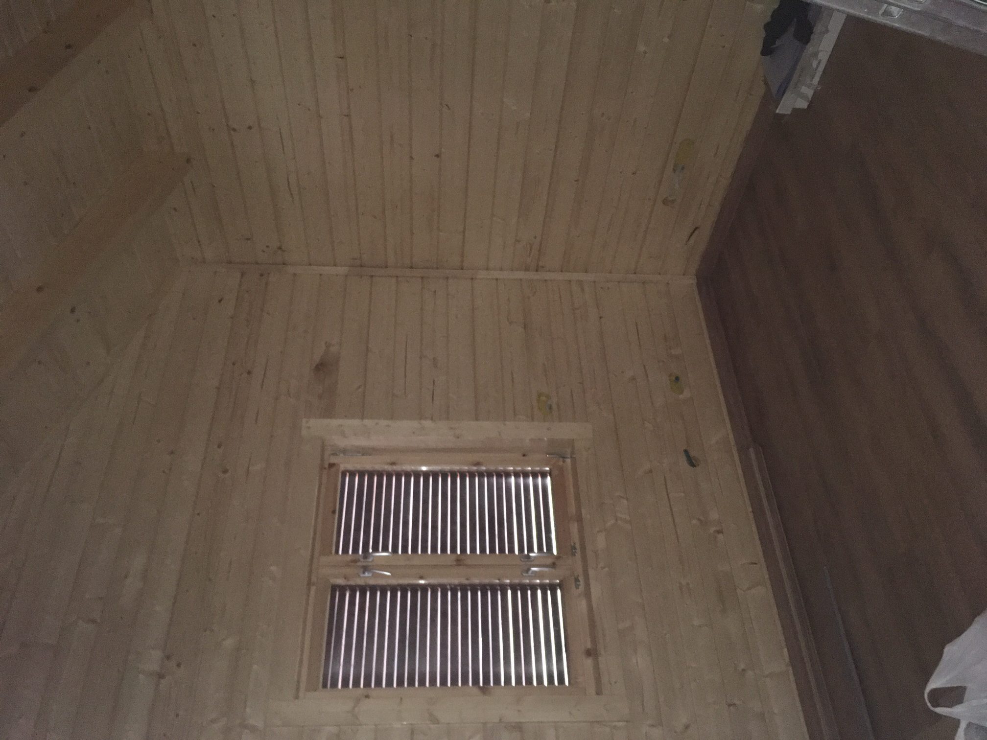 casa de madera en Castellvell latina 126 (8)