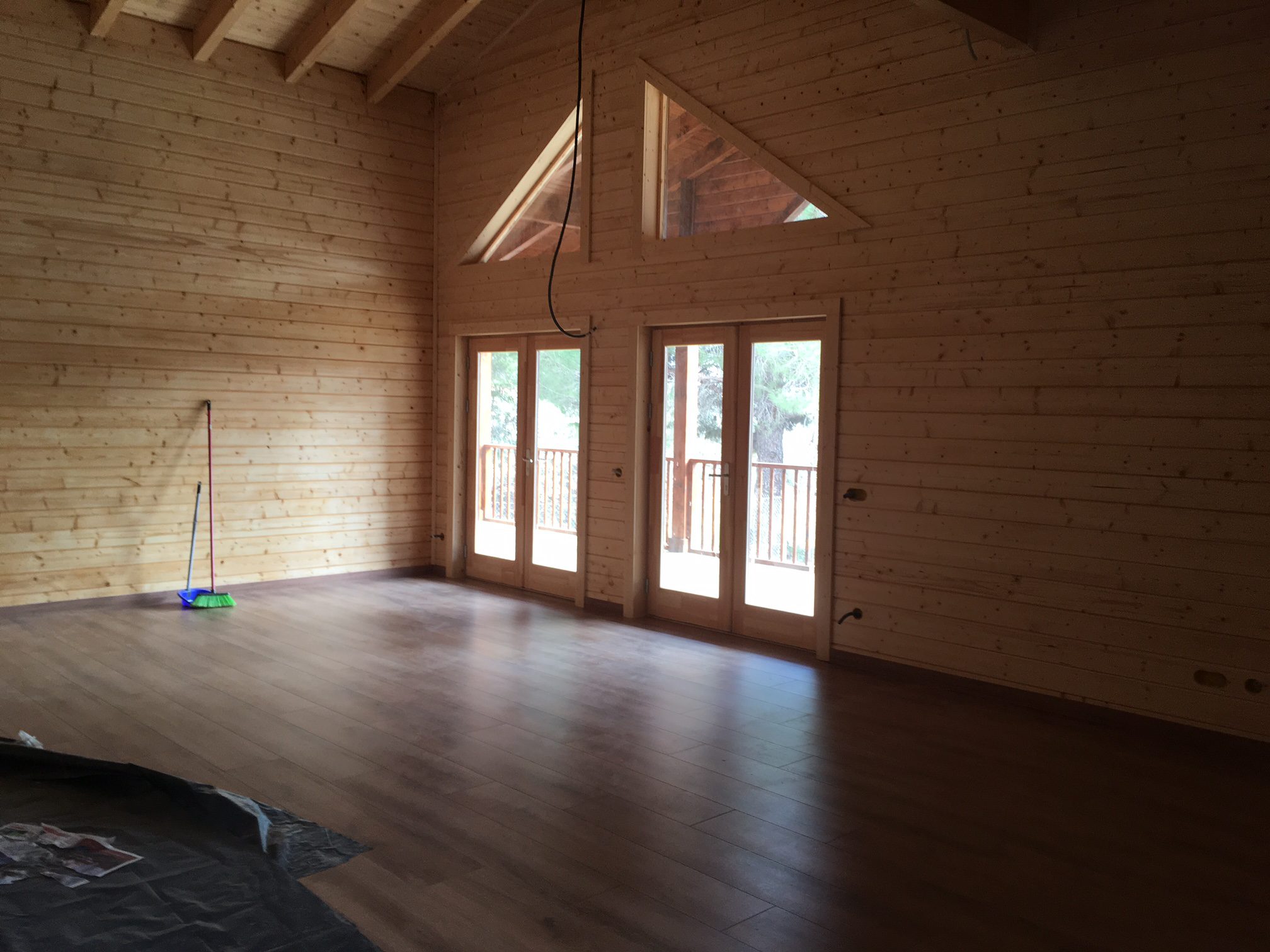 casa de madera en Castellvell latina 126 (9)