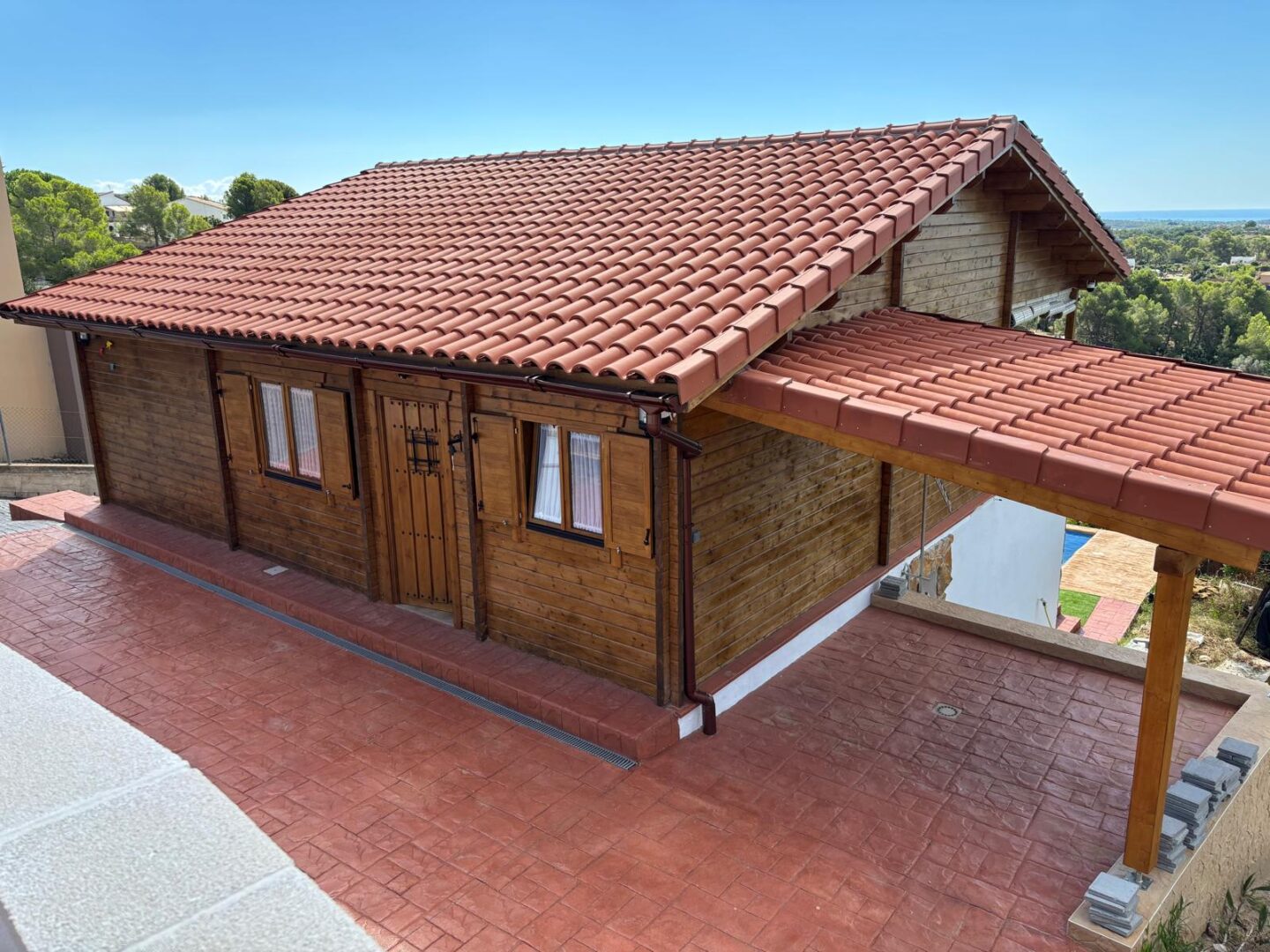 casa de madera vvespella con semi garaje Catalunya Tarragona